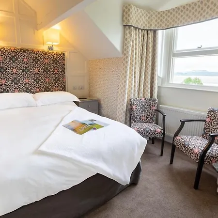 Hotel Clare House